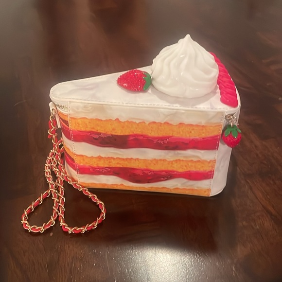 Betsey Johnson Handbags - Betsey Johnson Strawberry cake crossbody 🍓like new!